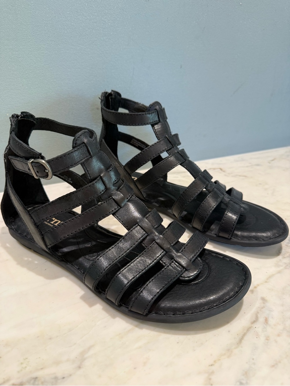 Born Tripoli Black Leather Gladiator Sandal, size 7 new!